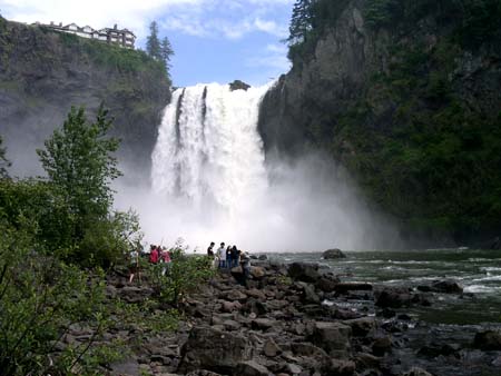 snoqualmie falls