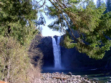 snoqualmie falls