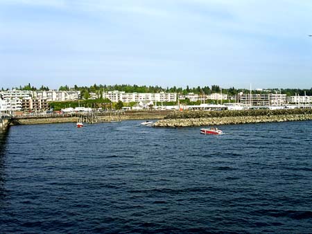 des moines marina