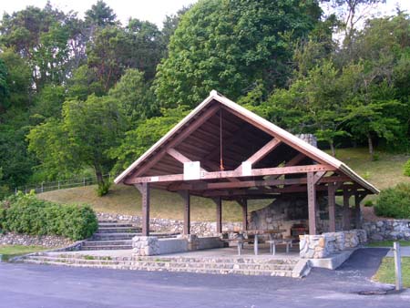 lincoln park, shelter