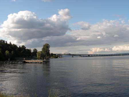 lake washington,homer m. hadley memorial bridge